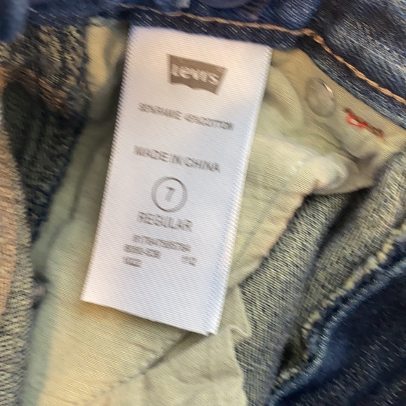 Levi’s shorts - Picture 4 of 4